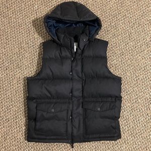 Old navy vest